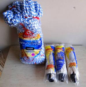 lot 253 image: ASSORTMENT OF FLOOR MOP HEADS AS SHOWN