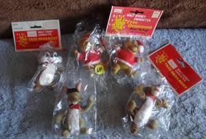lot 64 image: VERY RARE - SEARS WALT DISNEY WINNIE THE POOH, TIGGER, &  CHIP & DALE TREE ORNAMENTS