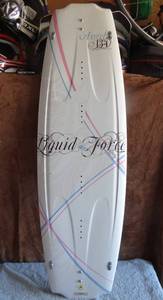 lot 106 image: MAVIN LIQUID FORCE WAKEBOARD - EXCELLENT CONDITION