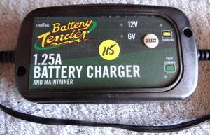 lot 115 image: Deltran Battery Tender Plus Charger 12 Volt 1.25 Amp - WORKS