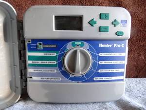 lot 135 image: Hunter Pro-C lawn irrigation sprinkler controller box, 12 zone