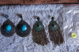 lot 160 image: ASSORTMENT OF EARRINGS AS SHOWN