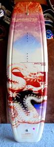 lot 185 image: HYPERLITE BELMONT 140 DRAGON DESIGN WAKEBOARD