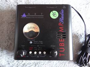lot 195 image: ART Tube MP Studio V3 Valve Mic Pre Microphone Preamp TubeMP Variable Voicing - POWERS ON