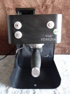 lot 207 image: Via Venezia Saeco SIN 006XN Espresso Machine Coffee Maker
