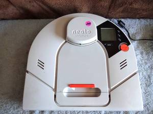 lot 249 image: Neato XV Signature Pro Robot Vacuum with charger