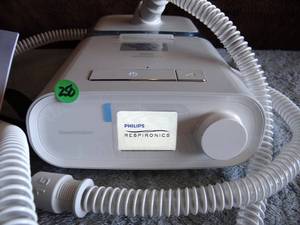 lot 250 image: PHILIPS RESPIRONICS DREAMSTATION AUTOMATIC CPAP AUTO MACHINE