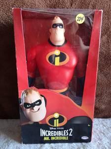 lot 284 image: Disney Pixar Incredibles 2 Champion Series 12 Action Figure - Mr. Incredible - NIB