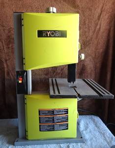 lot 293 image: RYOBI BS904G Vertical Band Saw 9 2.5 Amp 120-Volt 60 Hz Single Speed - TESTEDWORKING