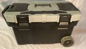 lot 42 image: Task Force Mastermate Toolbox on Wheels