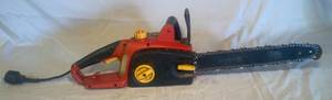 lot 69 image: Homelite Electric Chainsaw