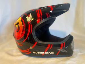 lot 78 image: Sixsixone Evolution Helmet Large