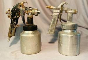 lot 105 image: 2 Air Spray Gun Compressor Tools
