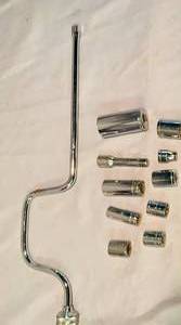 lot 114 image: Performance Tool Drive Speeder Handle and Misc. Sockets