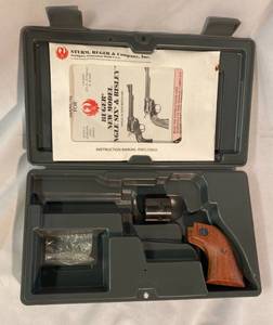 lot 117 image: Ruger Carrying Case Wooden Pistol Grip 22 win Magnum cal