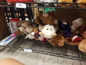 lot 341 image: Shelf Lot - Beanie Babies