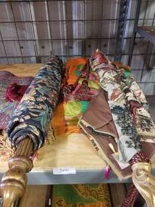 lot 350 image: Wall draperies-hangings