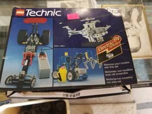 lot 303 image: Lego