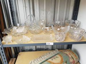 lot 266 image: Shelf Lot - Glass