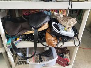 lot 75 image: Shelf Lot - purses