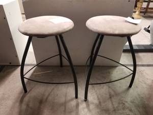 lot 239 image: Furniture