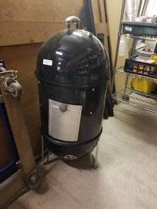 lot 259 image: Weber Grill