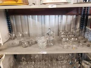 lot 45 image: Shelf Lot - Glassware