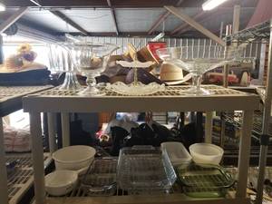 lot 55 image: Shelf Lot - kitchen items