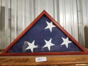 lot 121 image: American Flag