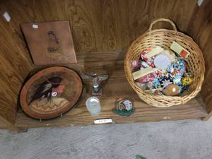 lot 127 image: Collectibles  Indian  Native American