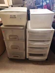 lot 160 image: Storage bins