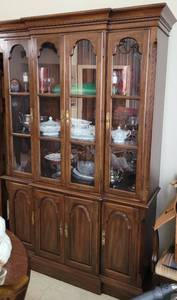 lot 2 image: VINTAGE ETHAN ALLEN CHINA CABINETHUTCH IN STYLE, COLOR, AND CONDITION SHOWN. CONTENTS NOT INCLUDED Approx. 50 x 17 x 78.