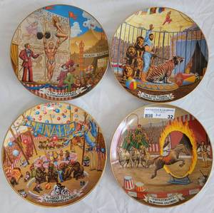 lot 32 image: LOT OF 4 VINTAGE 1981 RINGLING BROS. & BARNUM & BAILEY CIRCUS THE GREATEST SHOW ON EARTH COLLECTIBLE PLATES INCLUDING THE EQUESTRIANS, THE MIDWAY, THE LION TAMER, AND THE GRAND FINALE AS SHOWN. (YOUR BID X 4)