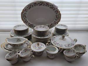 lot 83 image: VINTAGE 1950S JAPAN NORITAKE ROSELACE FINE CHINA AS SHOWN. 61 PIECES TOTAL. (YOUR BID X 61) MUST SEE