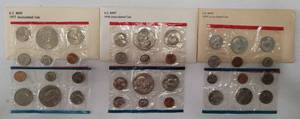 lot 98 image: LOT OF 3 UNCIRCULATED COIN SETS IN ORIGINAL PACKAGES AS SHOWN. (1) 1977, (1) 1978, AND (1) 1979. (YOUR BID X 3)