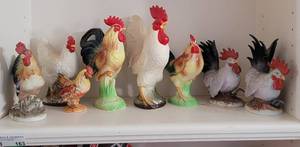 lot 163 image: LOT OF CERAMIC ROOSTERS INCLUDING VINTAGE LEFTONS AND NATIONAL POTTERIES MADE IN JAPAN AS SHOWN.