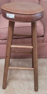 lot 177 image: STOOL AS SHOWN.