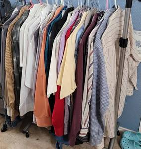 lot 215 image: LOT OF OVER 25 DRESS SHIRTS IN STYLES, COLORS SHOWN.