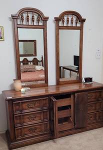 lot 227 image: VINTAGE DOUBLE MIRROR DRESSER IN STYLE, COLOR, AND CONDITION SHOWN. Approx. 72 x 20 x 84.