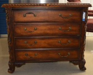lot 47 image: Hooker Furniture 2-Drawer File Dresser, Mahogany Cherry Finish 39x21x32.5 (Matches Lot 43 and Lot 38)