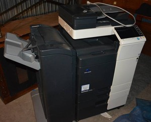lot 19 image: Konica Minolta Copier, bizhub C224e Mfg. 082015