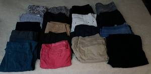lot 20 image: 17 Pairs of Womens Pants