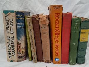 lot 23 image: Lot of 10 Assorted Books