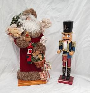 lot 27 image: Santa & Nutcracker Dolls