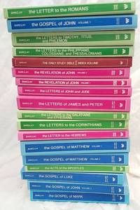 lot 55 image: 18 Books from The Daily Study Bible Series by William Barclay
