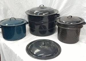 lot 58 image: Collection of Blue Enamel Cookwear