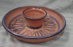 lot 86 image: Terra-Cotta Chip & Dip