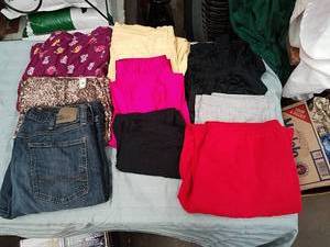 lot 113 image: Assorted Ladies Bottoms