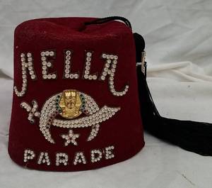 lot 116 image: Hella Parade Fez