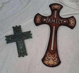 lot 119 image: 2 Wall Crosses